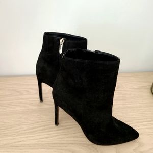 Sam Edelman Wren Suede Heeled Booties